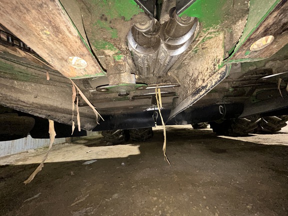 2010 John Deere 608C StalkMaster Header Corn Head