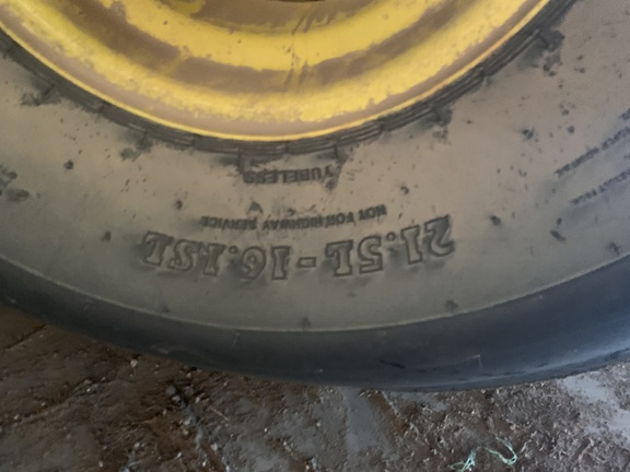 2024 John Deere 561M Baler/Round