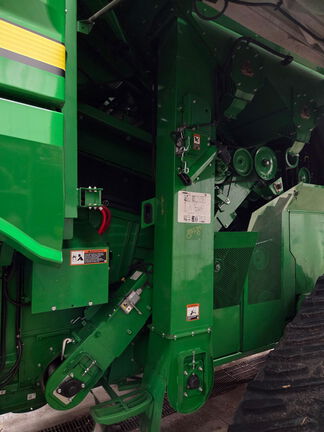2023 John Deere S770 Combine