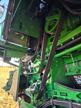 2023 John Deere S770 Combine