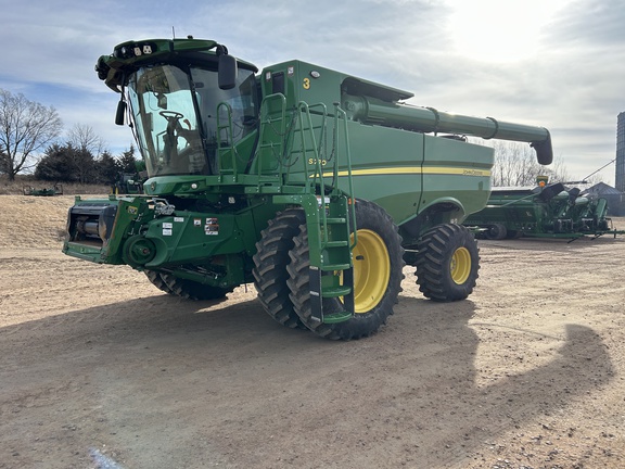 2023 John Deere S770 Combine