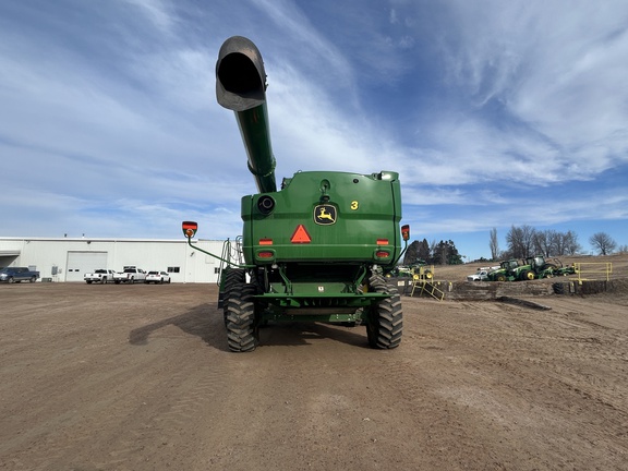 2023 John Deere S770 Combine