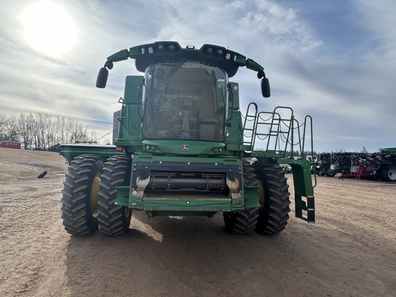 2023 John Deere S770 Combine