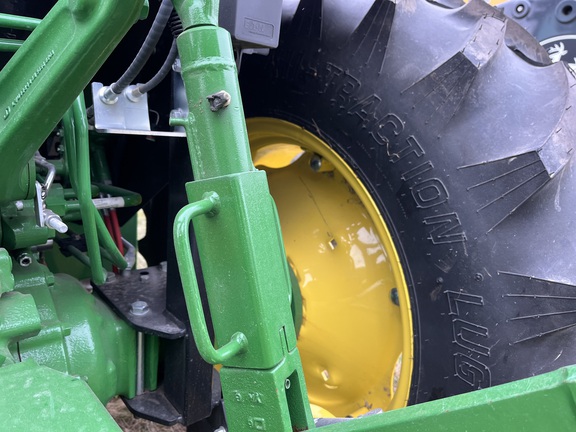 2023 John Deere 4052R Tractor Compact