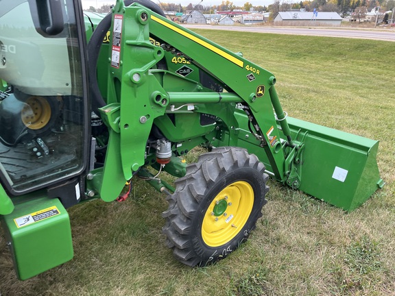 2023 John Deere 4052R Tractor Compact