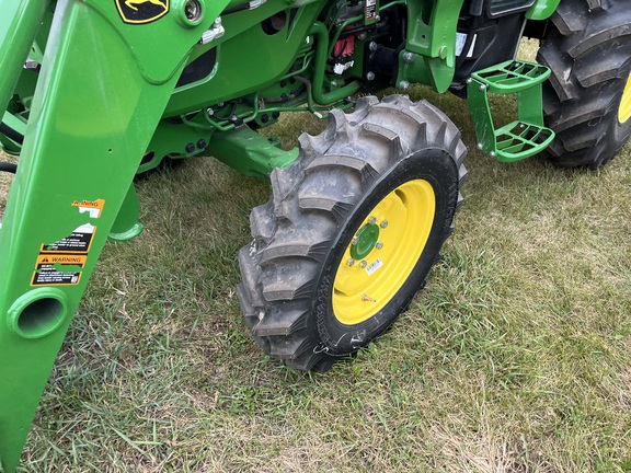2023 John Deere 4052R Tractor Compact