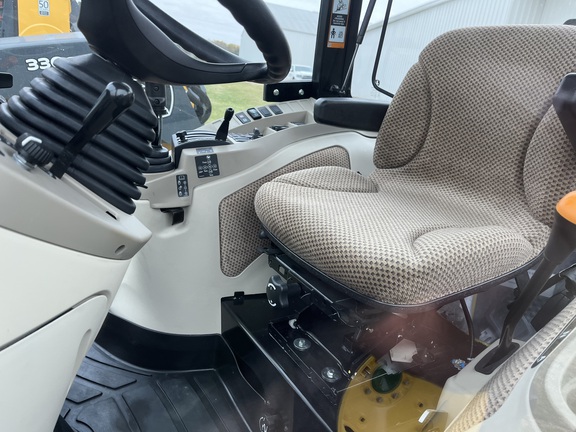 2023 John Deere 4052R Tractor Compact