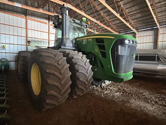 2011 John Deere 9630 Tractor 4WD