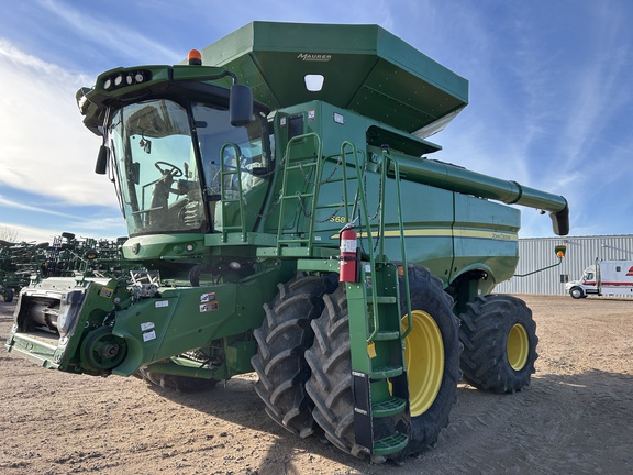 2014 John Deere S680 Combine