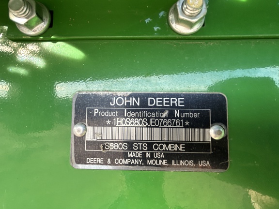 2014 John Deere S680 Combine