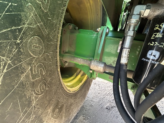 2014 John Deere S680 Combine