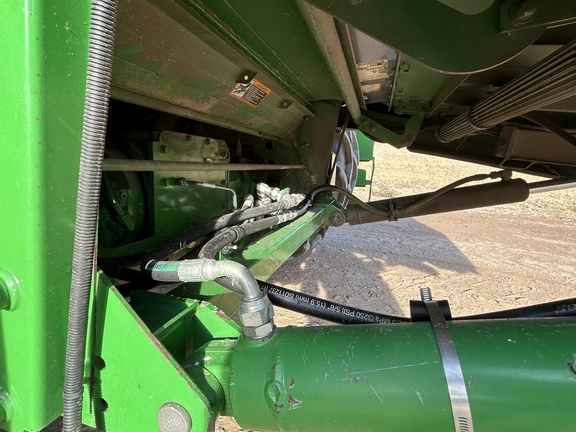 2014 John Deere S680 Combine