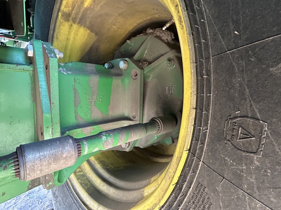 2014 John Deere S680 Combine