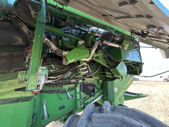 2014 John Deere S680 Combine