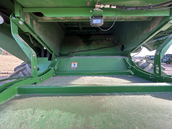 2014 John Deere S680 Combine