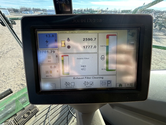 2014 John Deere S680 Combine