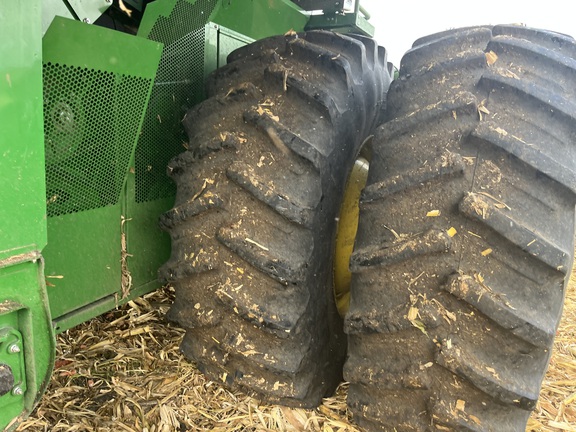 2023 John Deere S770 Combine