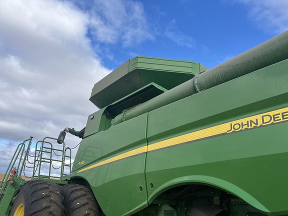 2023 John Deere S770 Combine