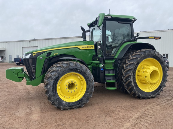 2025 John Deere 8R 340 Tractor