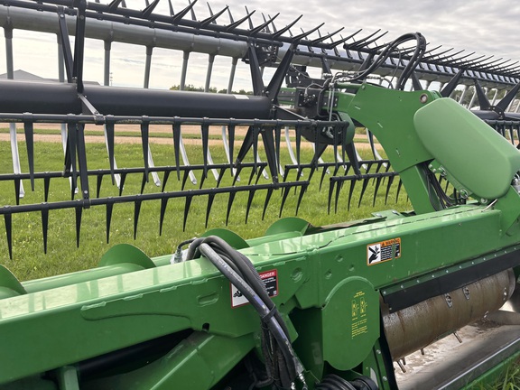 2020 John Deere 745FD Header Combine