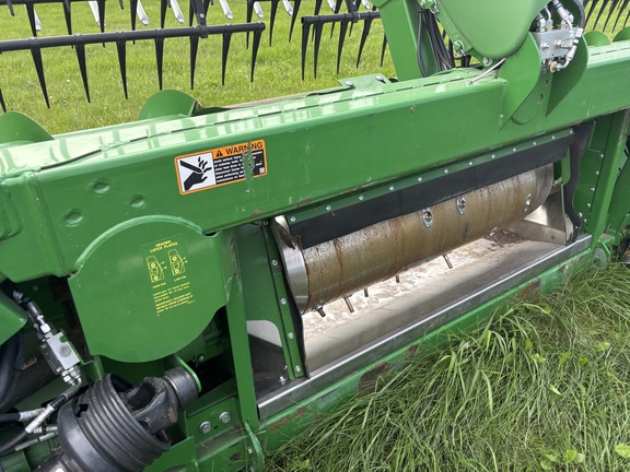 2020 John Deere 745FD Header Combine