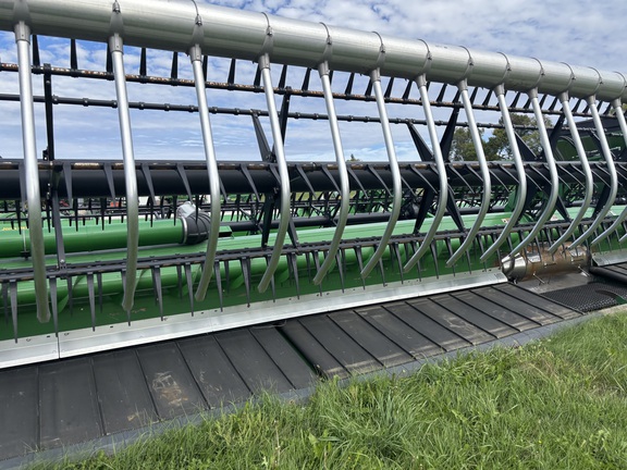 2020 John Deere 745FD Header Combine