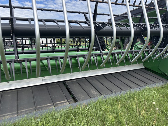 2020 John Deere 745FD Header Combine