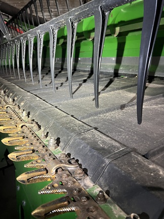 2020 John Deere 745FD Header Combine