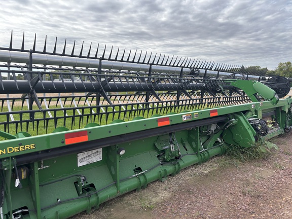 2020 John Deere 745FD Header Combine