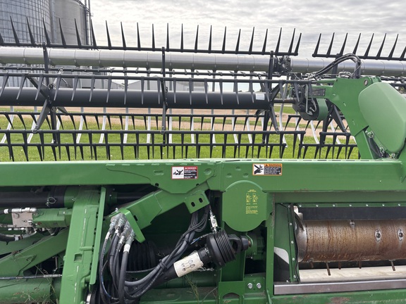 2020 John Deere 745FD Header Combine