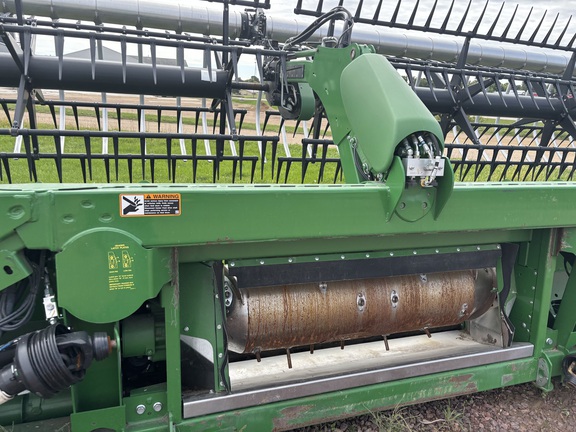 2020 John Deere 745FD Header Combine