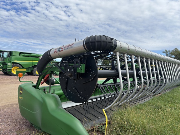2020 John Deere 745FD Header Combine