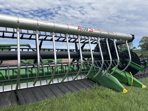 2020 John Deere 745FD Header Combine