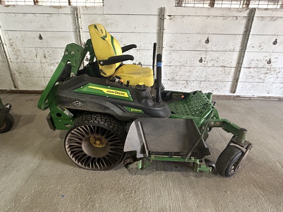 2024 John Deere Z930M Mower/Zero Turn