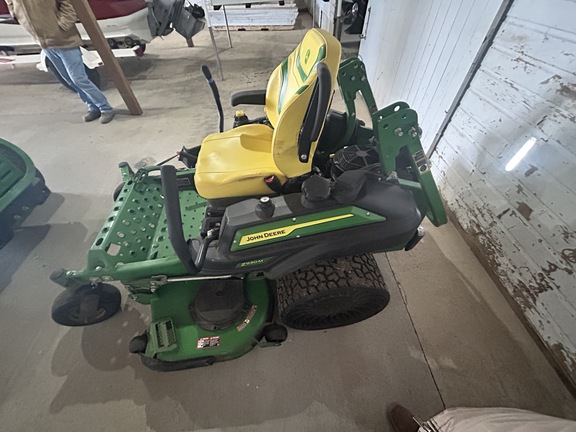 2024 John Deere Z930M Mower/Zero Turn
