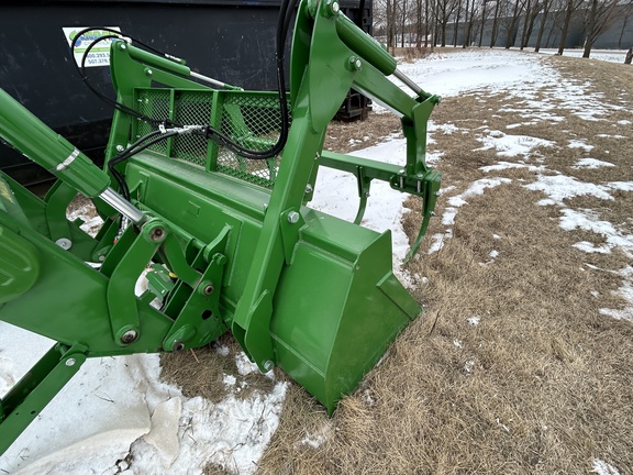 2025 John Deere 8ft MATERIALS BUCKET Loader