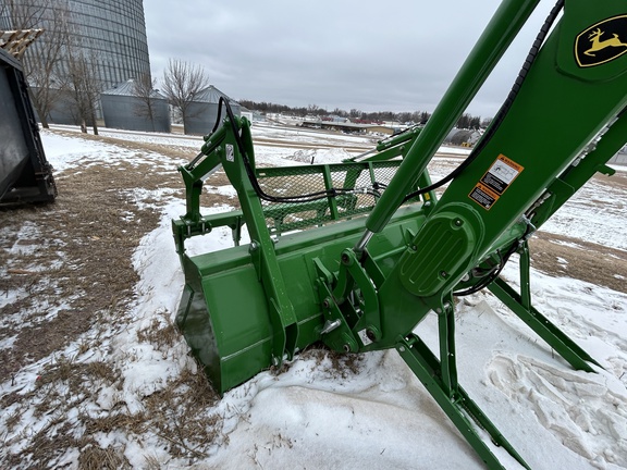 2025 John Deere 8ft MATERIALS BUCKET Loader