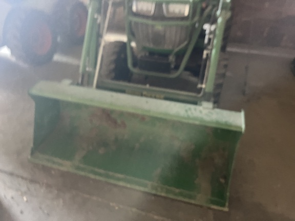 2025 John Deere 2032R Tractor Compact