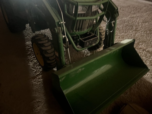 2025 John Deere 2032R Tractor Compact