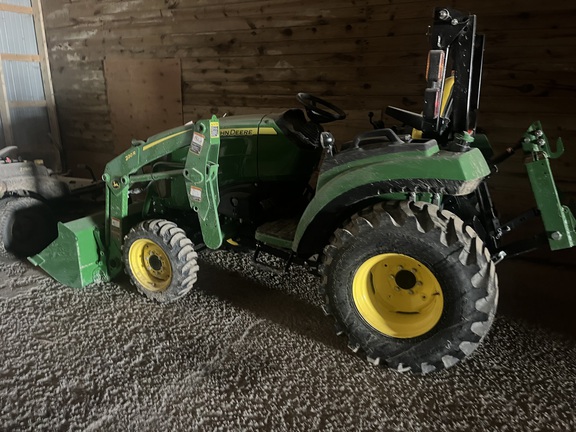 2025 John Deere 2032R Tractor Compact