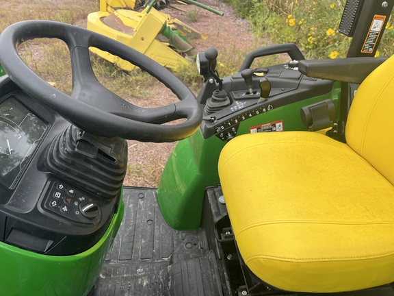 2025 John Deere 2032R Tractor Compact