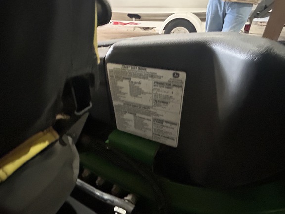 2024 John Deere Z930M Mower/Zero Turn