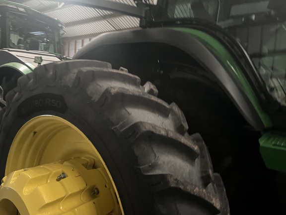 2025 John Deere 8R 370 Tractor