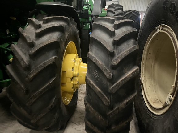 2025 John Deere 8R 370 Tractor