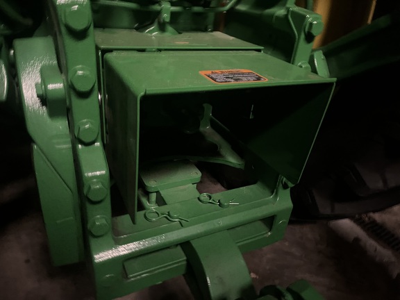 2025 John Deere 8R 370 Tractor