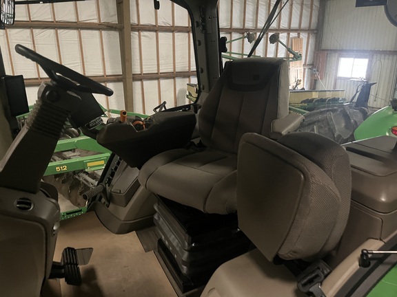 2025 John Deere 8R 370 Tractor