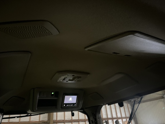 2025 John Deere 8R 370 Tractor