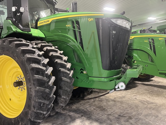 2025 John Deere 9R 440 Tractor 4WD