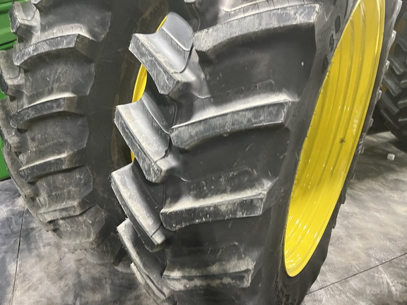 2025 John Deere 9R 440 Tractor 4WD