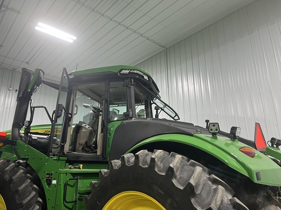 2025 John Deere 9R 440 Tractor 4WD
